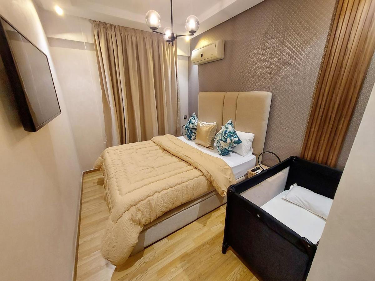 Modern Apartment Opposite The Hassan2 Mosque, Very Well Equipped And Stylish, 85 M2 With Gym And Direct Sea View With Underground Garage , Prohibits Unmarried Couples Of Arab Origin Касабланка Экстерьер фото