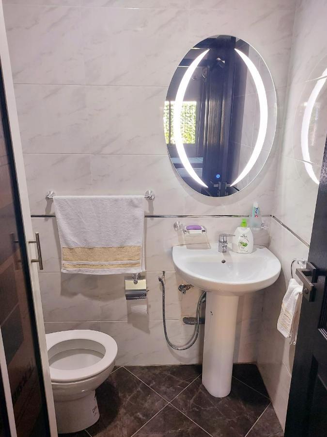 Modern Apartment Opposite The Hassan2 Mosque, Very Well Equipped And Stylish, 85 M2 With Gym And Direct Sea View With Underground Garage , Prohibits Unmarried Couples Of Arab Origin Касабланка Экстерьер фото