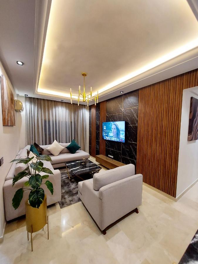 Modern Apartment Opposite The Hassan2 Mosque, Very Well Equipped And Stylish, 85 M2 With Gym And Direct Sea View With Underground Garage , Prohibits Unmarried Couples Of Arab Origin Касабланка Экстерьер фото